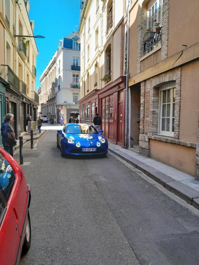 Avec Jardinet Sans Vis A Vis Plein Centre Ville Au Rdc 350M De La Plage 迪耶普 外观 照片